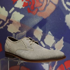 Floris v. Bommel